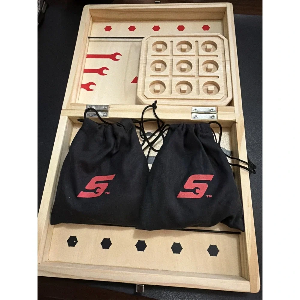 Snap-on Tools Wooden Game Tote (Mini Tic Tac Toe, Sling Puck) RARE